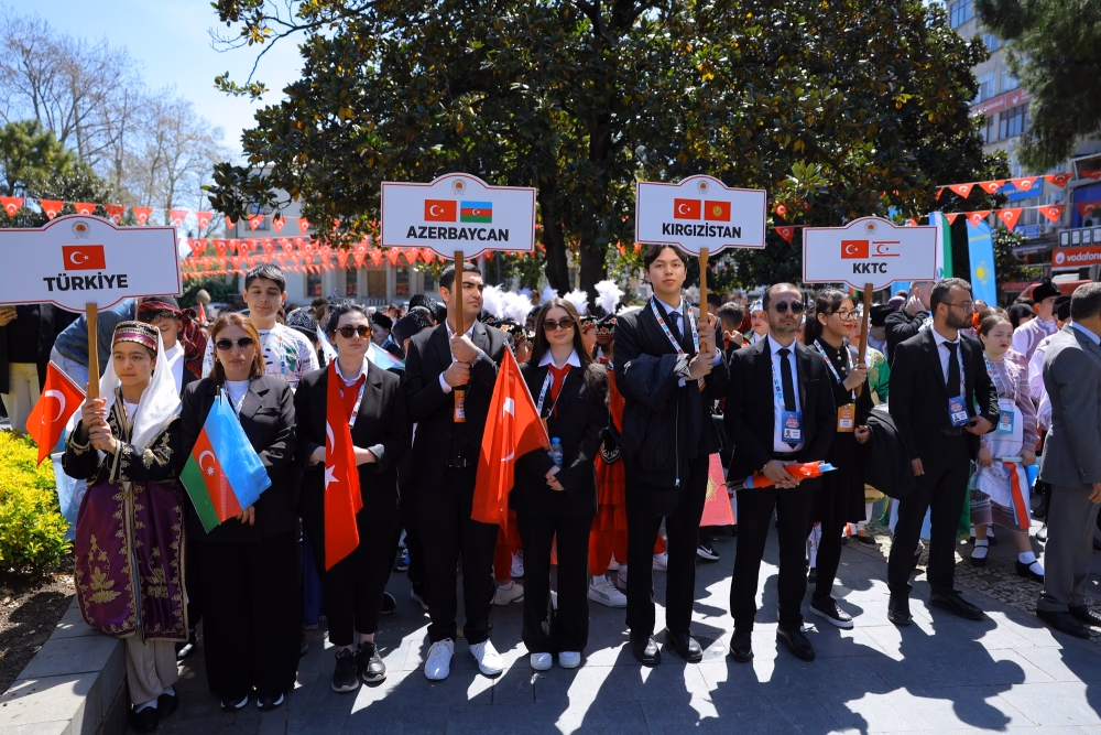 TÜRK DÜNYASI ÇOCUK FESTİVALİ BAŞLADI