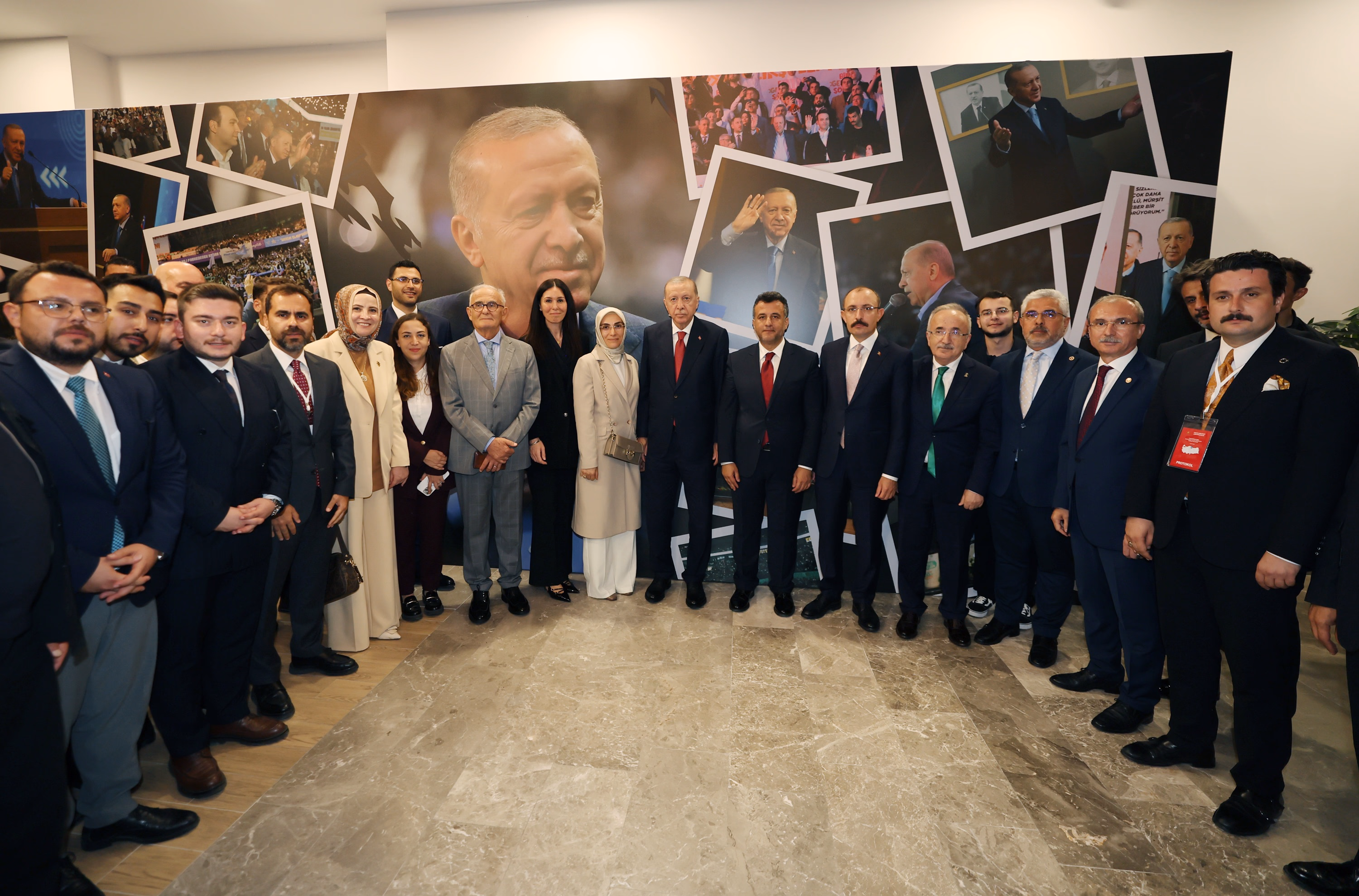 PETEK GENÇ CUMHURBAŞKANI ERDOĞAN’I AĞIRLADI - Görsel 2