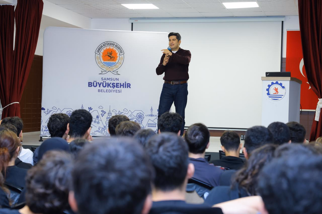 PETEK GENÇ LGS YOLCULUĞU VE PETEK GENÇ KARİYER BULUŞMALARI PROGRAMLARI BAŞLADI - Görsel 4