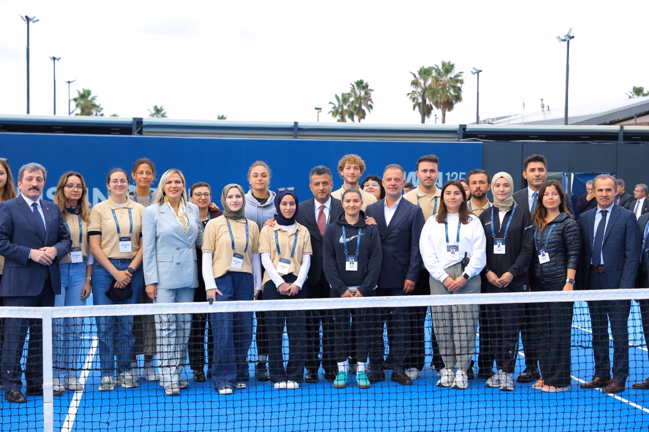 SAMSUN OPEN WTA 125 TENİS TURNUVASI HEYECAN DOLU MÜSABAKALARLA TAMAMLANDI - Görsel 1