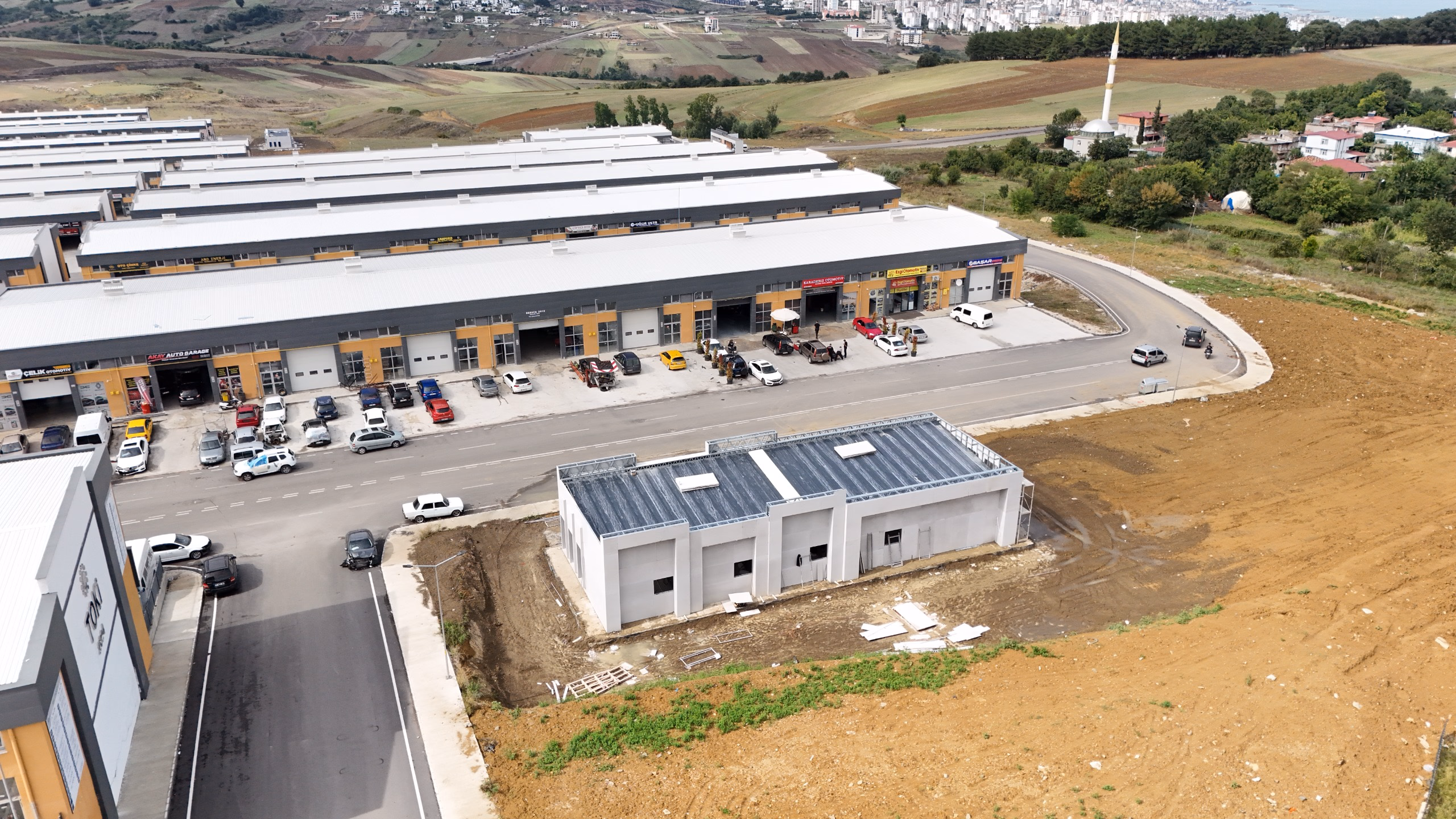 TOYBELEN’DE RESTORAN İNŞAATI SÜRÜYOR: BAŞKAN DOĞAN ÇALIŞMALARI YERİNDE İNCELEDİ - Görsel 1