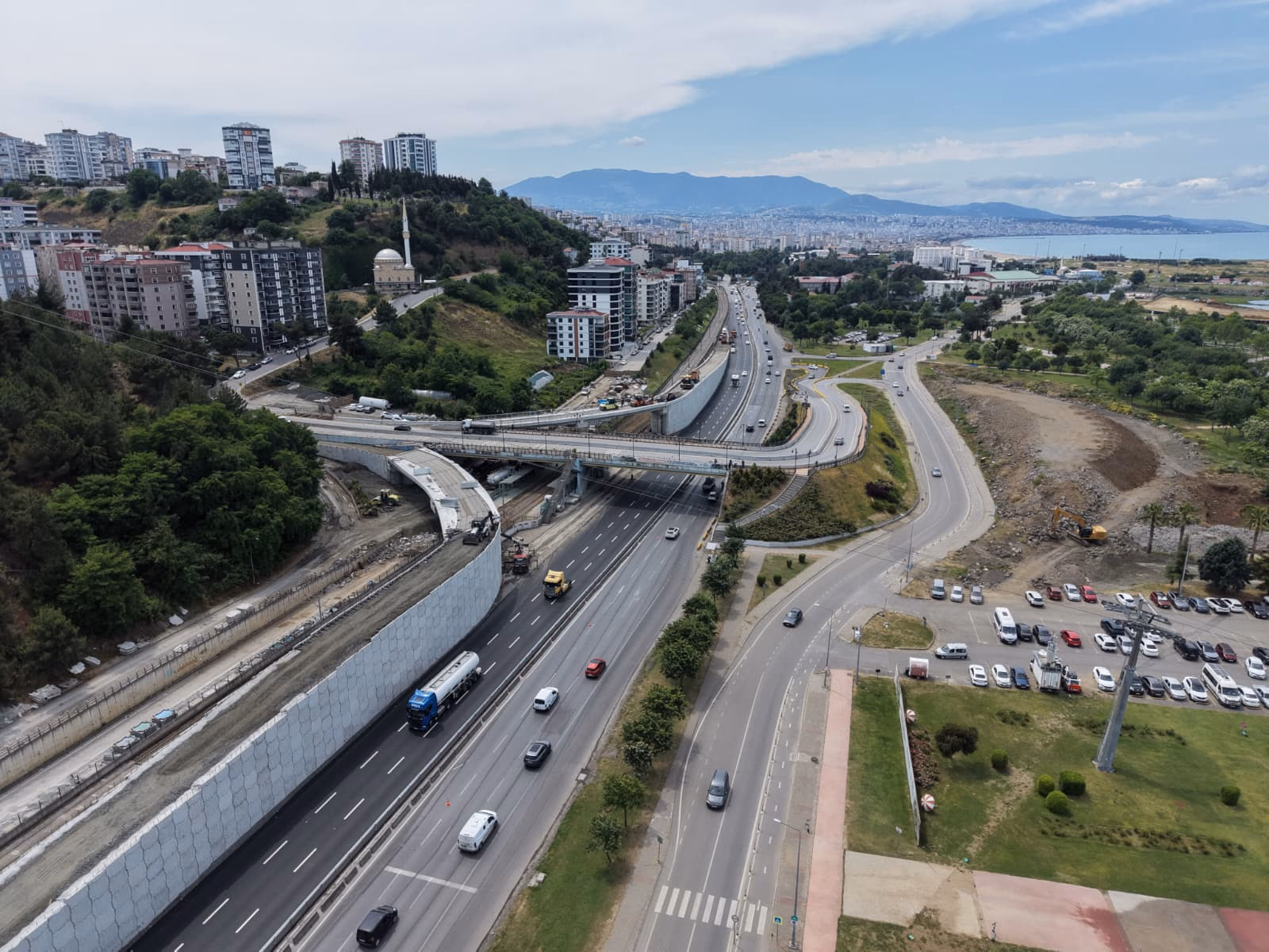 ÜÇ ÖNEMLİ PROJE İLE ULAŞIMDA “HIZLI ŞEHİR SAMSUN” - Görsel 2