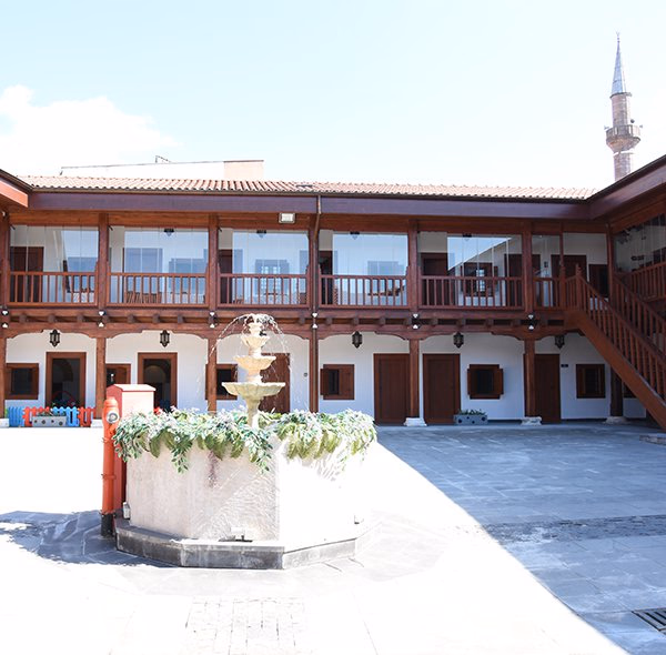 Tarihi Taşhan Otel Restoran